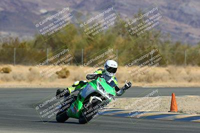 media/Jan-09-2022-SoCal Trackdays (Sun) [[2b1fec8404]]/Turn 6 (1035am)/